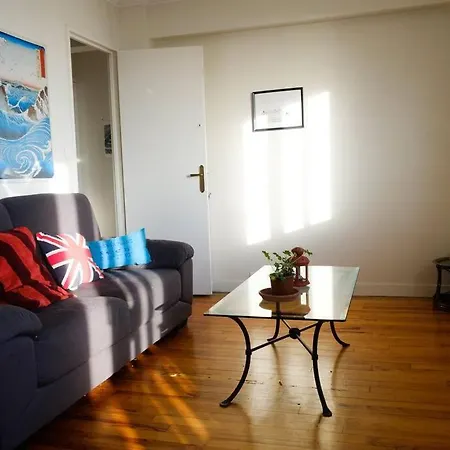 Super Appartement/chambre Au Centre Avec Vue Sur La Rade De *