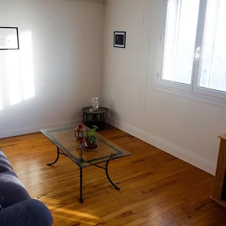 Super Appartement/chambre Au Centre Avec Vue Sur La Rade De Apartment *