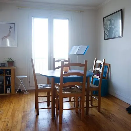 Super Appartement/chambre Au Centre Avec Vue Sur La Rade De *
