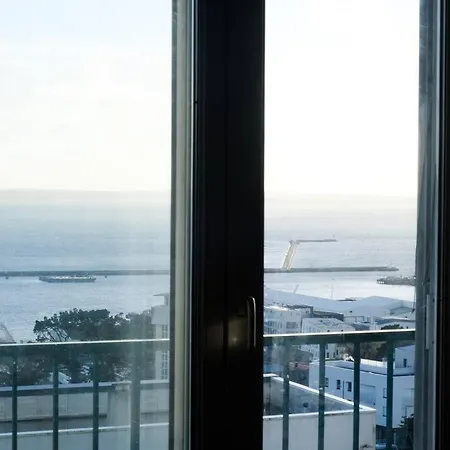 Super Appartement/chambre Au Centre Avec Vue Sur La Rade De Apartment *